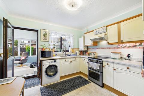 2 bedroom bungalow for sale, Saxmundham Way, Clacton-on-Sea, Essex, CO16