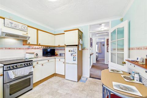 2 bedroom bungalow for sale, Saxmundham Way, Clacton-on-Sea, Essex, CO16