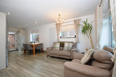 undefined, Home Close, Stotfold SG5