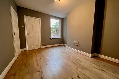 1 bedroom apartment to rent, Garnet Terrace, Leeman Road