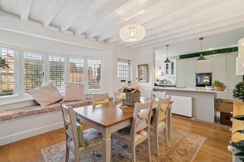 4 bedroom end of terrace house for sale, Bray, Maidenhead
