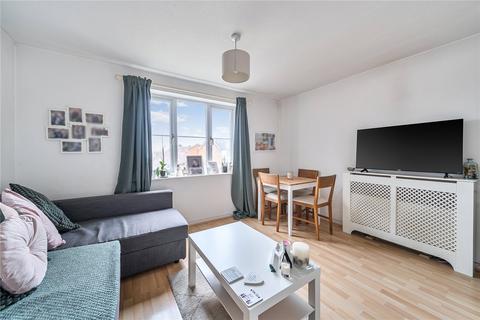 2 bedroom flat for sale, Sullivans Reach, Manor Road, Walton-On-Thames, KT12