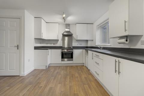 2 bedroom end of terrace house to rent, Solihull B90