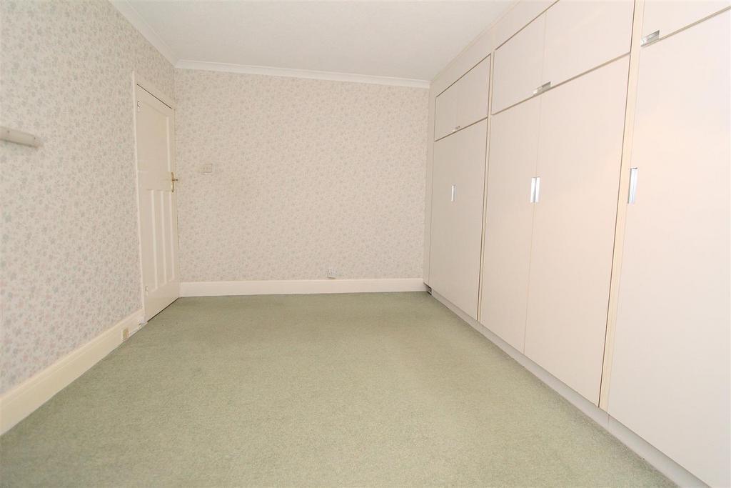 Bed 1b.JPG
