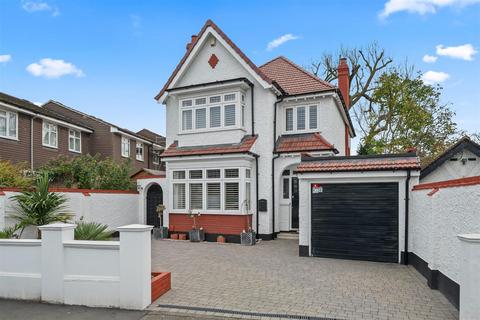 4 bedroom detached house for sale, Carew Road, Wallington SM6