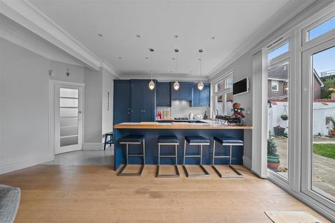 4 bedroom detached house for sale, Carew Road, Wallington SM6