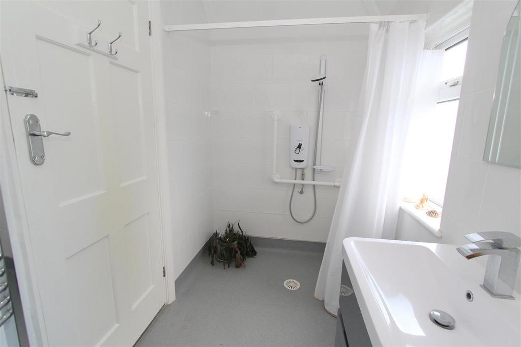 Bath b.JPG