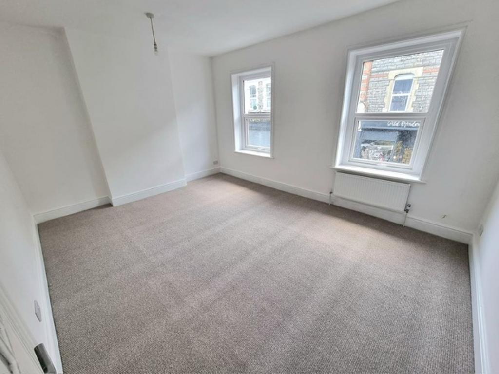 Living/Bedroom