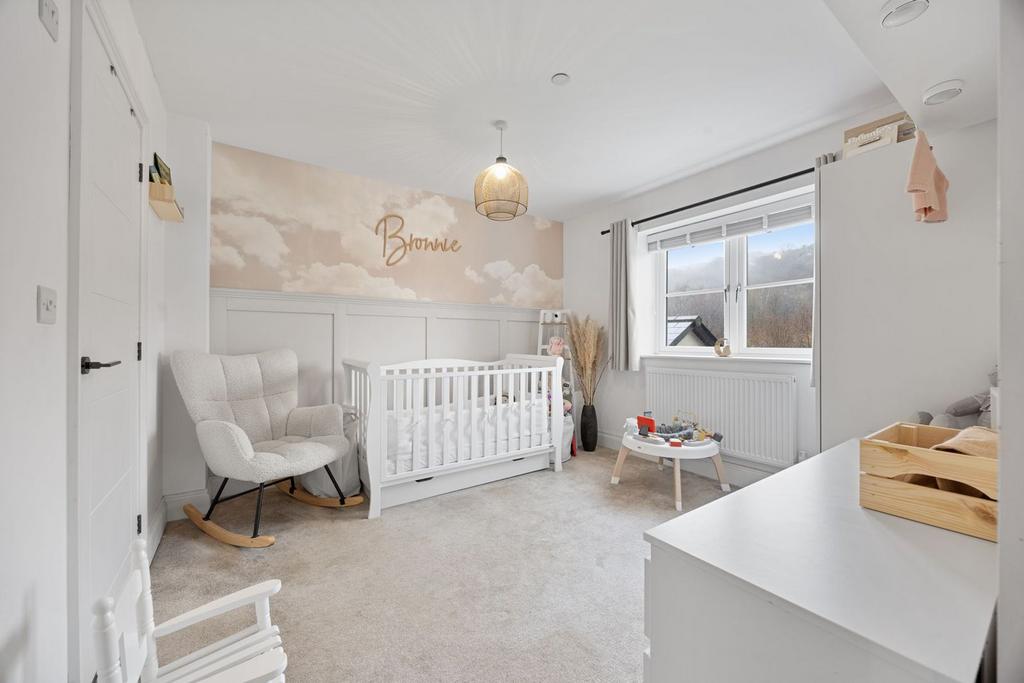 Bedroom 2 (&amp; en-suite)