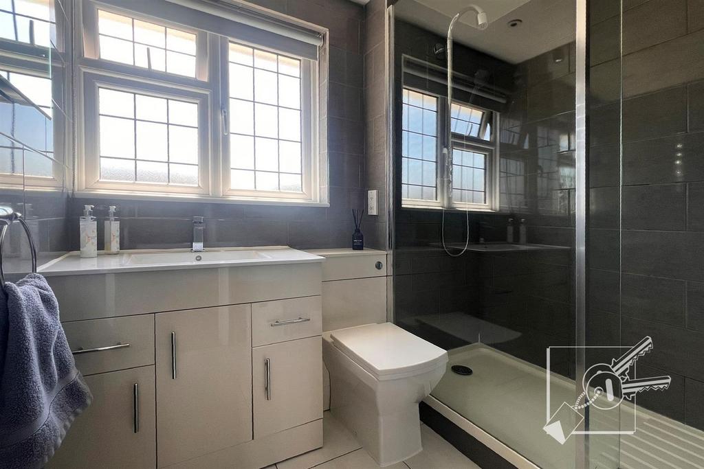 Shower room: