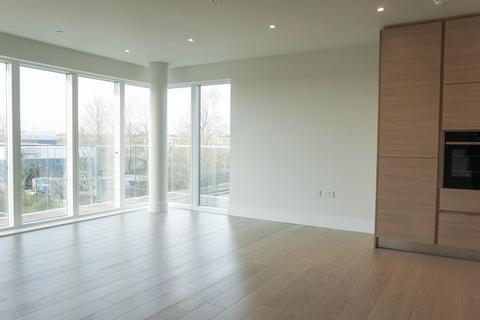 2 bedroom flat to rent, Kidbrooke Park Road, London SE3