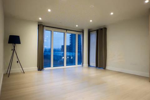 2 bedroom flat to rent, Kidbrooke Park Road, London SE3