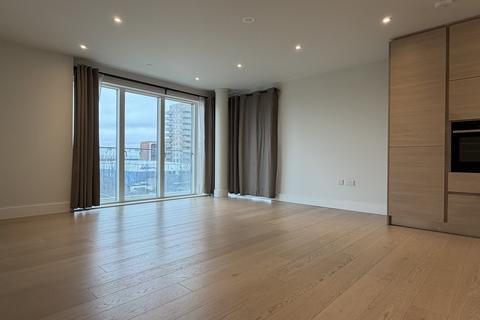2 bedroom flat to rent, Kidbrooke Park Road, London SE3
