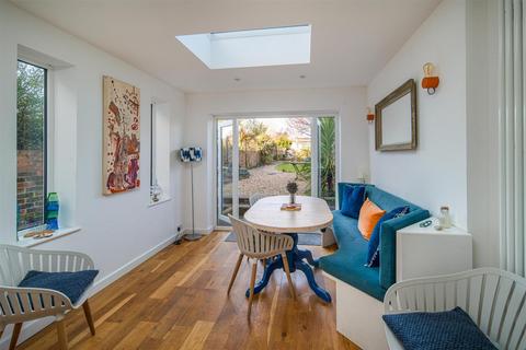 3 bedroom end of terrace house for sale, Bembridge, Isle of Wight