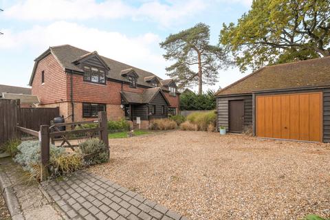 undefined, Stockers Lane, Surrey GU22