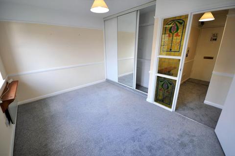 1 bedroom apartment to rent, North Orbital Road, Watford WD25