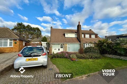 3 bedroom semi-detached bungalow to rent, Ridgeway Avenue, Dunstable, LU5