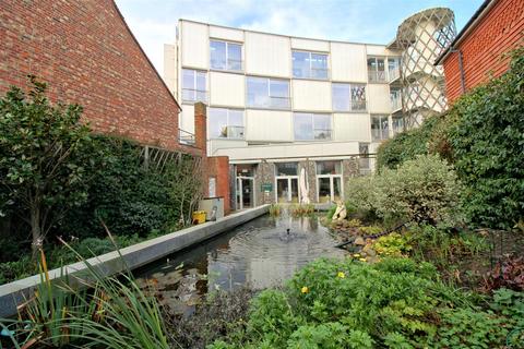 1 bedroom retirement property for sale, Sutton Park Road, Seaford