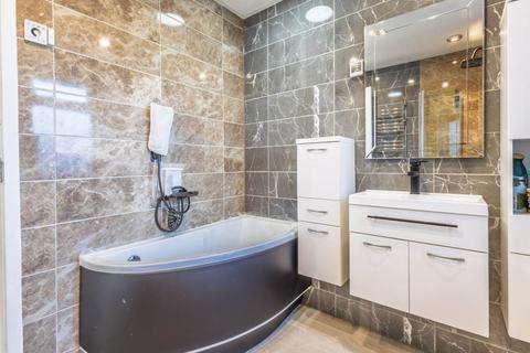 3 bedroom terraced house for sale, Whitmuir Road, Cardiff CF24