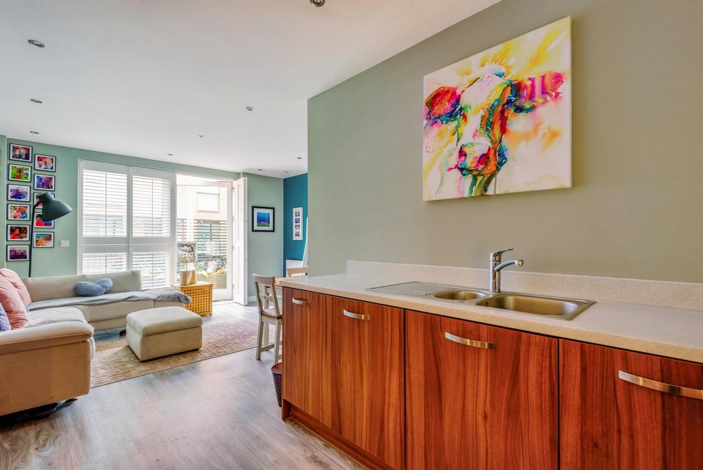 Kitchen sink
