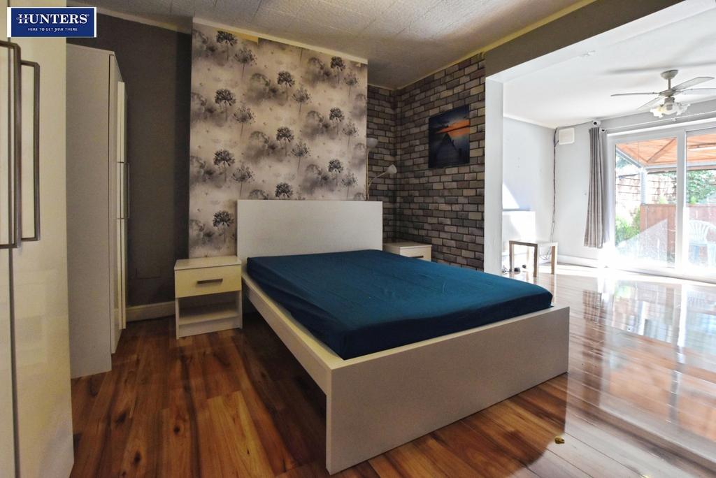 Lounge/bedroom