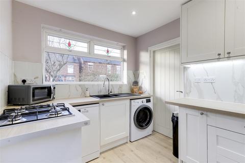 undefined, St. Albans Road, Arnold NG5