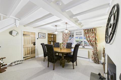 3 bedroom cottage for sale, Main Street, Boynton