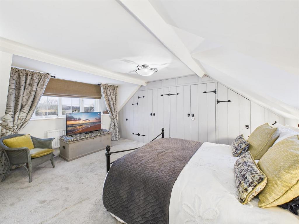 Bedroom: