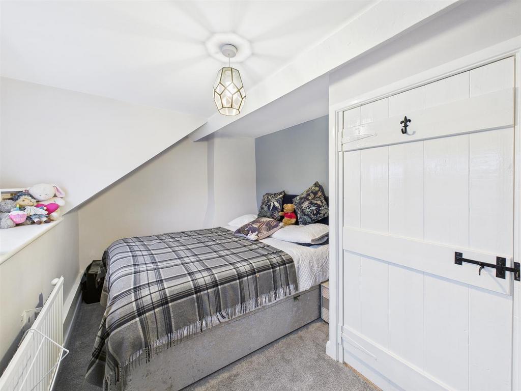 Bedroom: