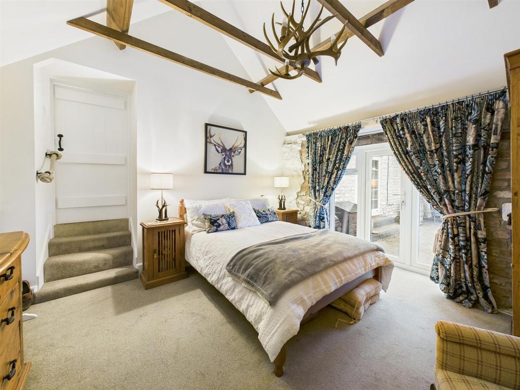 Bedroom: