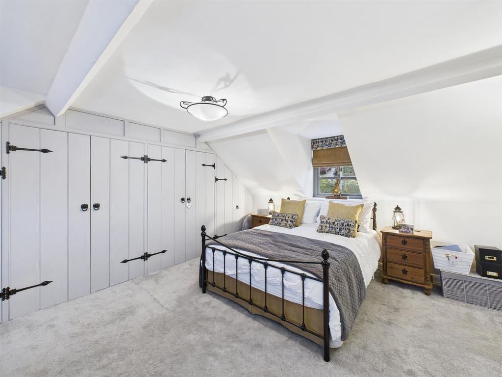 Bedroom: