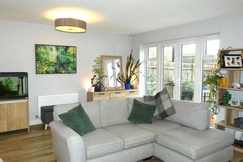 3 bedroom semi-detached house for sale, River Walk, Fetcham