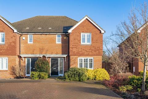 3 bedroom semi-detached house for sale, River Walk, Fetcham