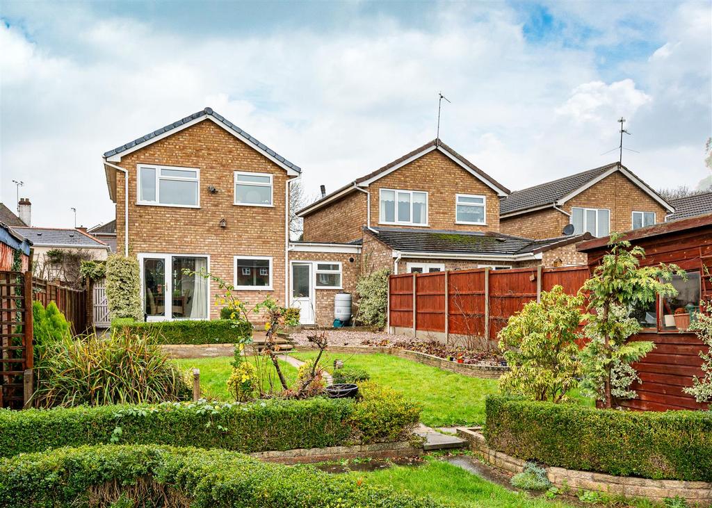 1 Denham Gardens-17.jpg