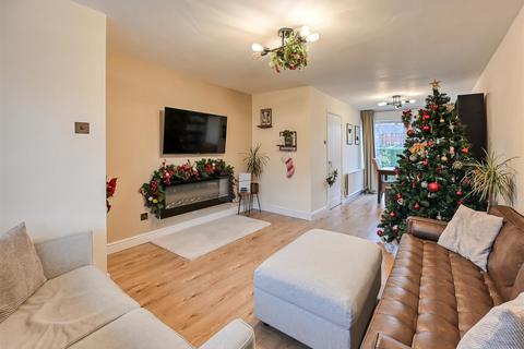 3 bedroom link detached house for sale, 1 Denham Gardens, Castlecroft, Wolverhampton, WV3 8LW