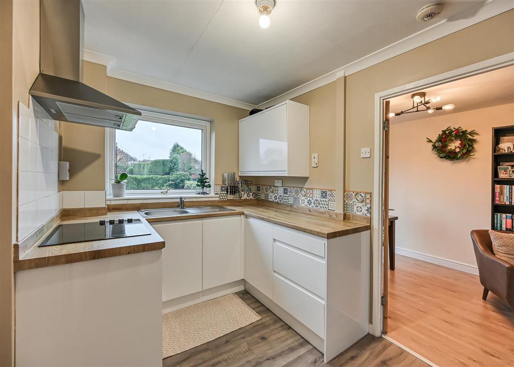 1 Denham Gardens-04.jpg