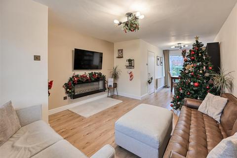 3 bedroom link detached house for sale, 1 Denham Gardens, Castlecroft, Wolverhampton, WV3 8LW