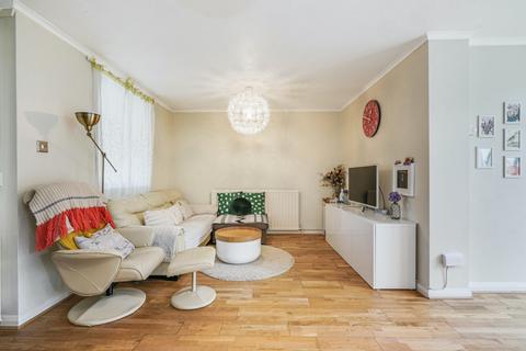 3 bedroom terraced house for sale, Esher Avenue, Walton-On-Thames, KT12