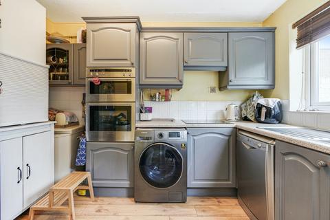 3 bedroom terraced house for sale, Esher Avenue, Walton-On-Thames, KT12