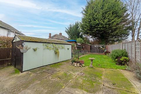 3 bedroom semi-detached house for sale, Woodland Road, Essex CM1