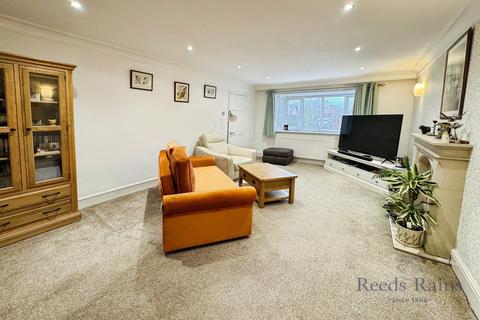 4 bedroom detached house for sale, The Shrubberies, Selby YO8