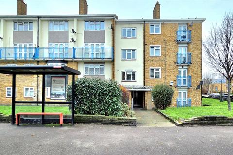 St. Andrew's Road, Walthamstow E17