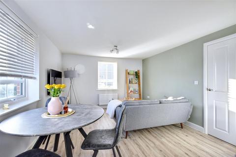 2 bedroom flat for sale, Regeneration Way, Beeston, Nottingham