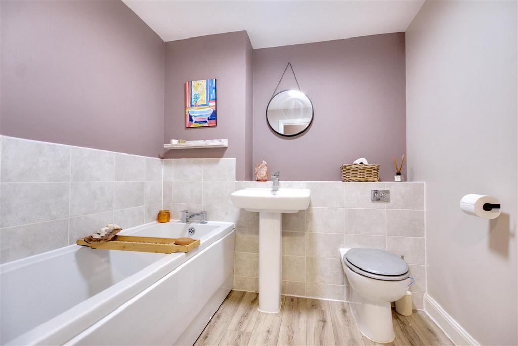 Bathroom.jpeg
