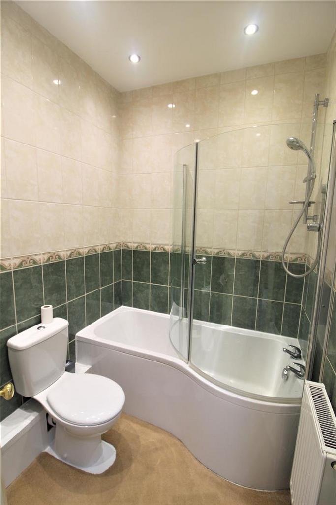 Bathroom.JPG