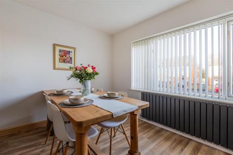 3 bedroom semi-detached house for sale, Heol Carnau, Cardiff CF5