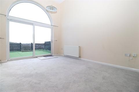 2 bedroom end of terrace house to rent, Coombe Way, Plymouth PL5