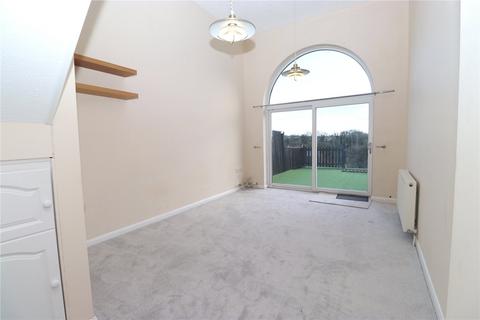 2 bedroom end of terrace house to rent, Coombe Way, Plymouth PL5