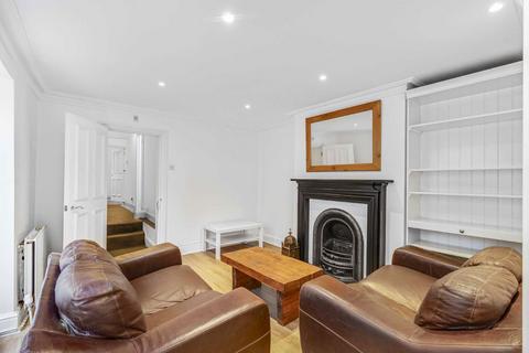 2 bedroom flat to rent, Byrne Road, London SW12