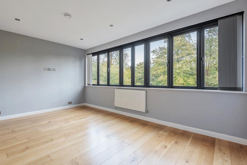 9 Bedroom